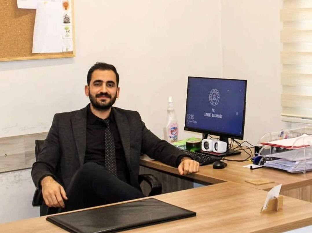 Jandarma SAK timi nefes kesen operasyonda kayıp şahsı sualtında aracıyla birlikte buldu
