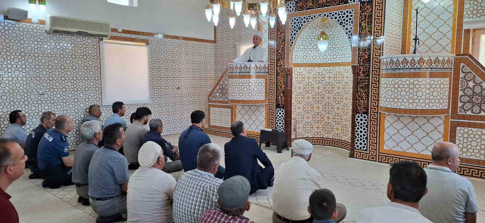 Belen Camii dualarla yeniden ibadete açıldı
