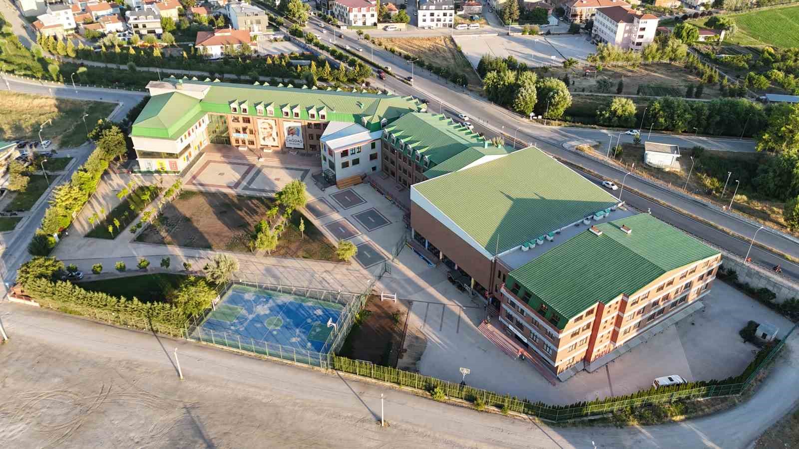 Büyükerşen’in vakfına kayyum atandı
