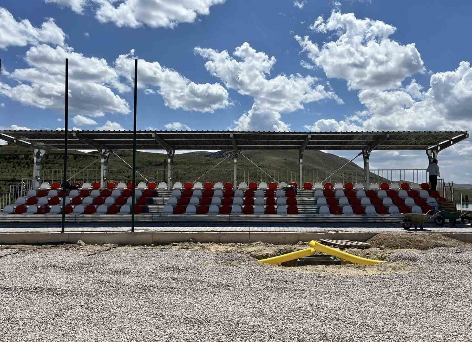 Arpalı futbol sahasında sona gelindi
