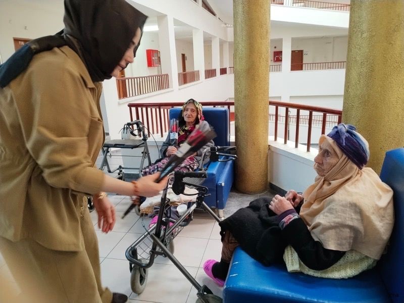 AKİB’den anlamlı ziyaret
