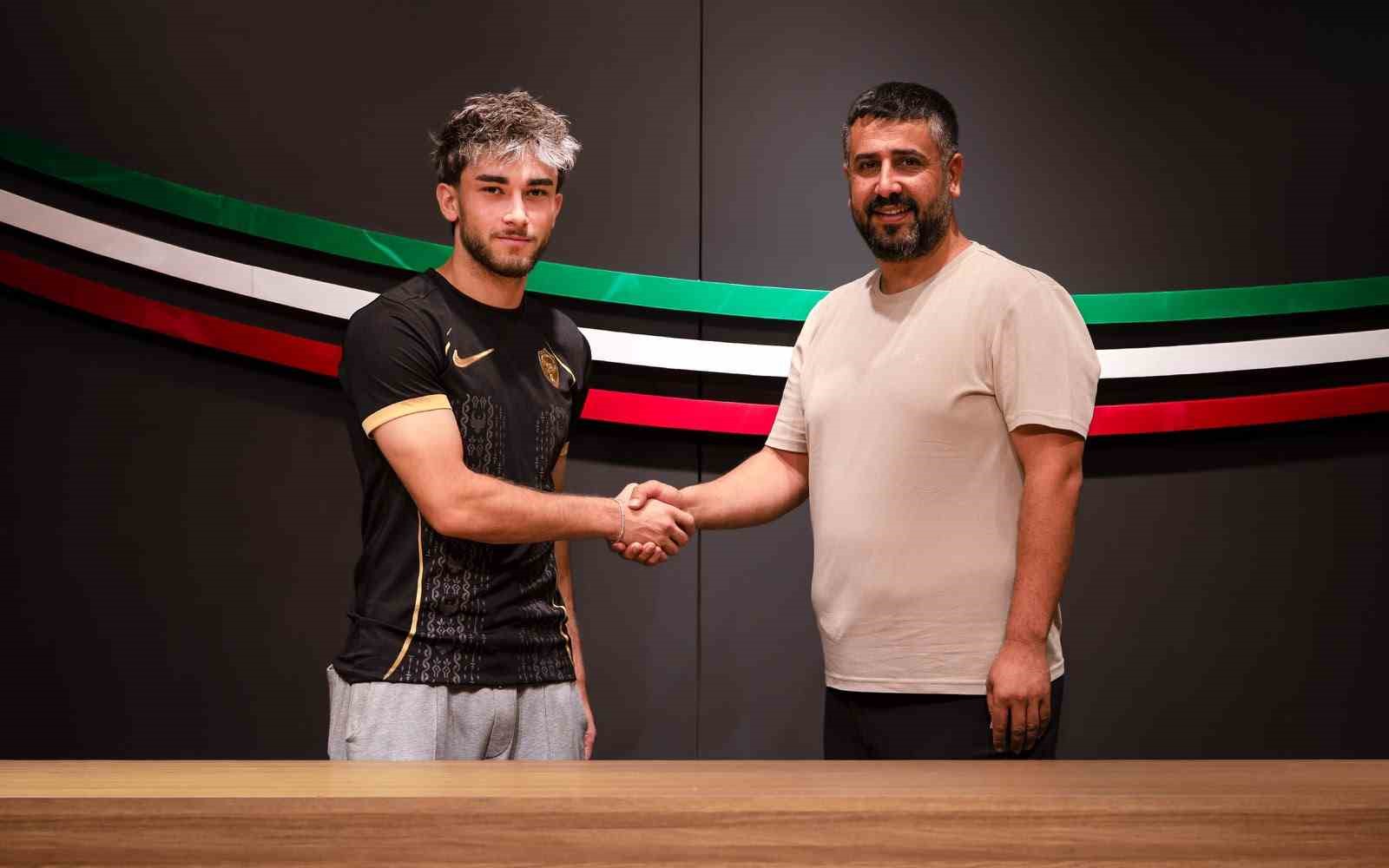 Amedspor, son transferini Galatasaray’dan yaptı
