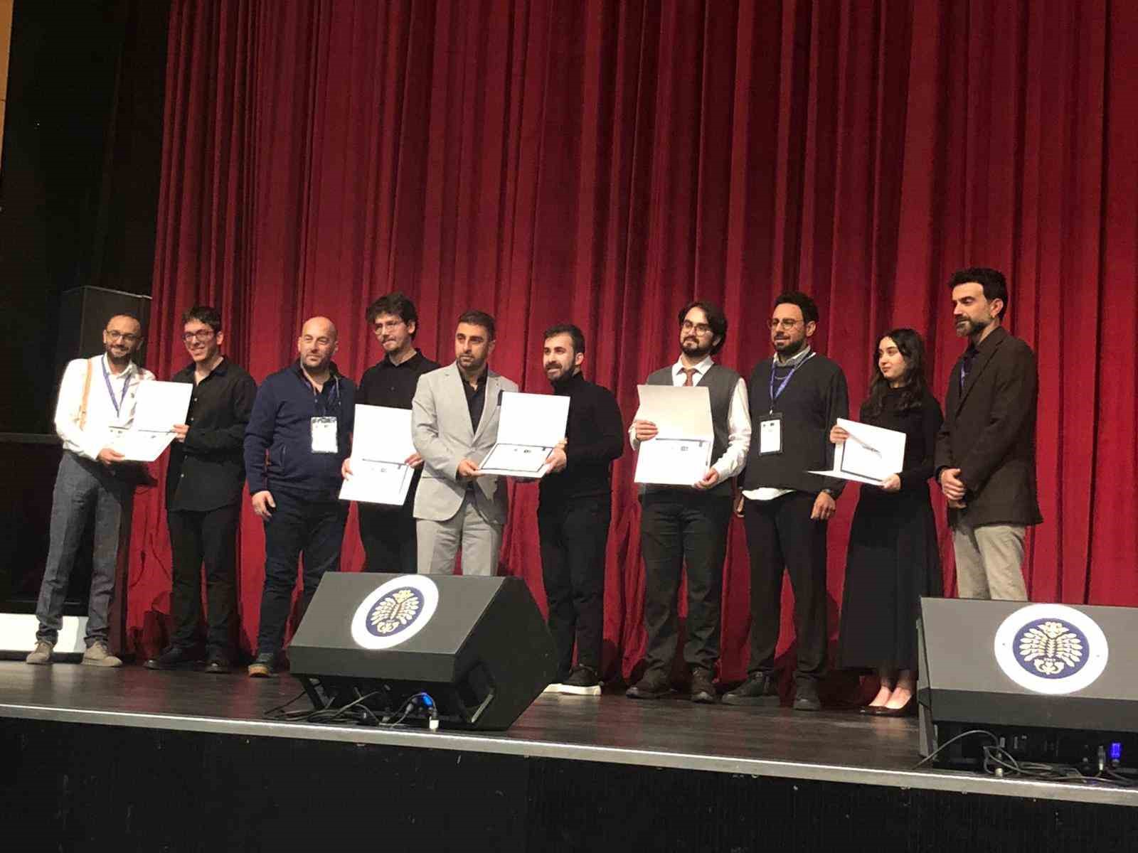 Anadolu Üniversitesi Devlet Konservatuvarı öğrencilerinden ulusal arenada büyük başarı
