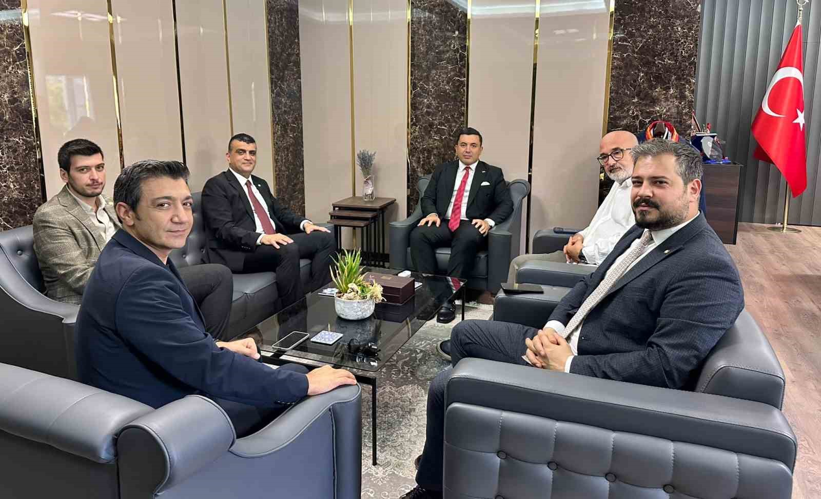 Anamur Cumhuriyet Başsavcısı Çatlı, baro heyetiyle istişare de bulundu
