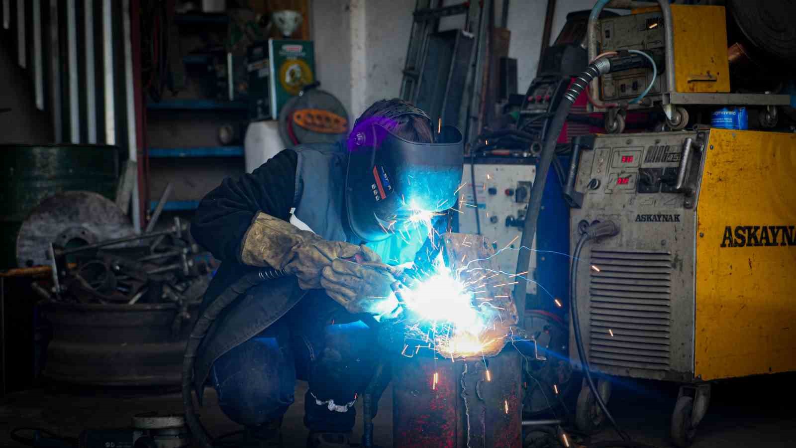 Ankara’da 18 yaşındaki genç kız, günde 18 otobüsün kaynağını yapıyor
