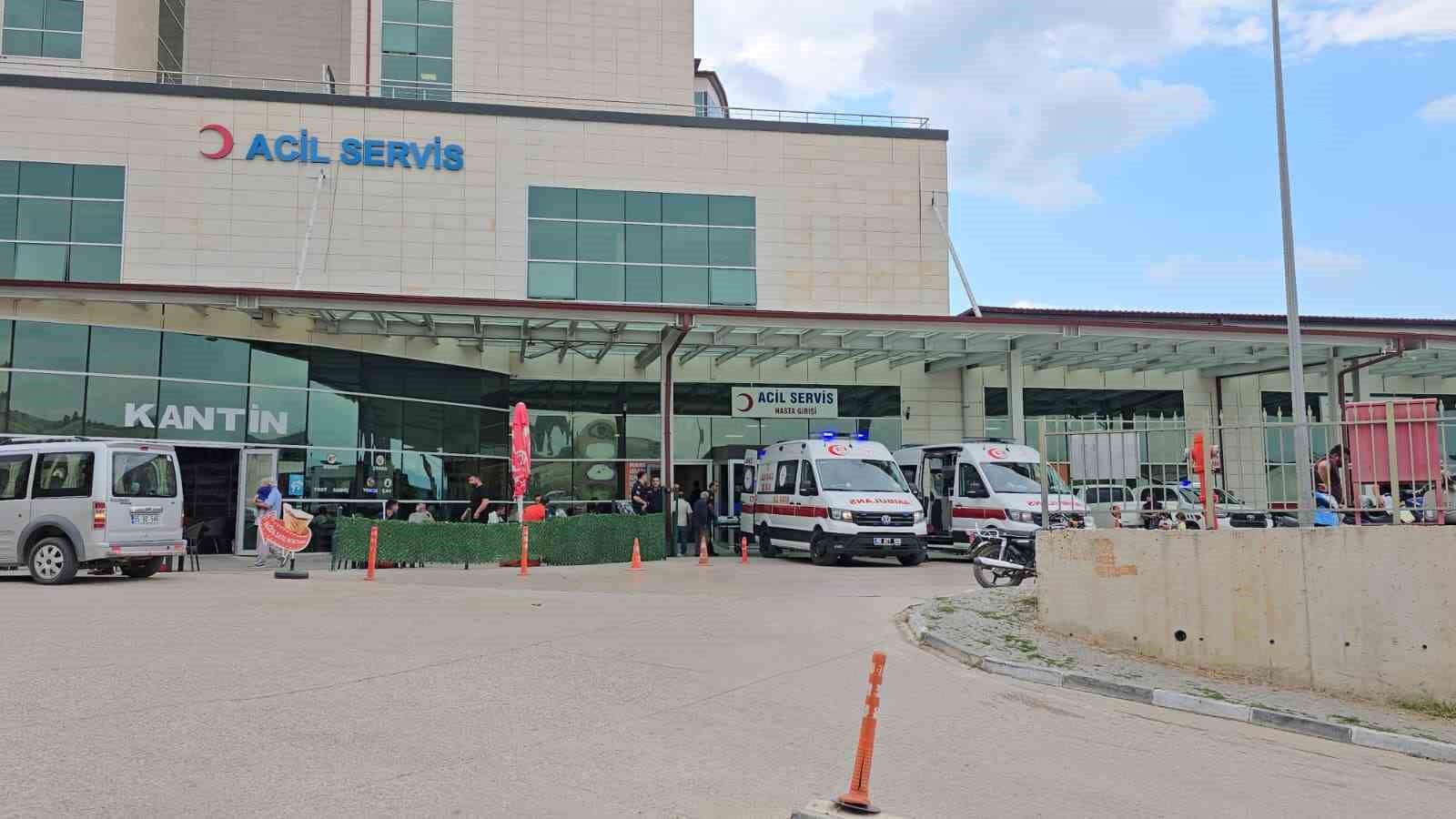 Arazide silahla vurulmuş halde bulundu
