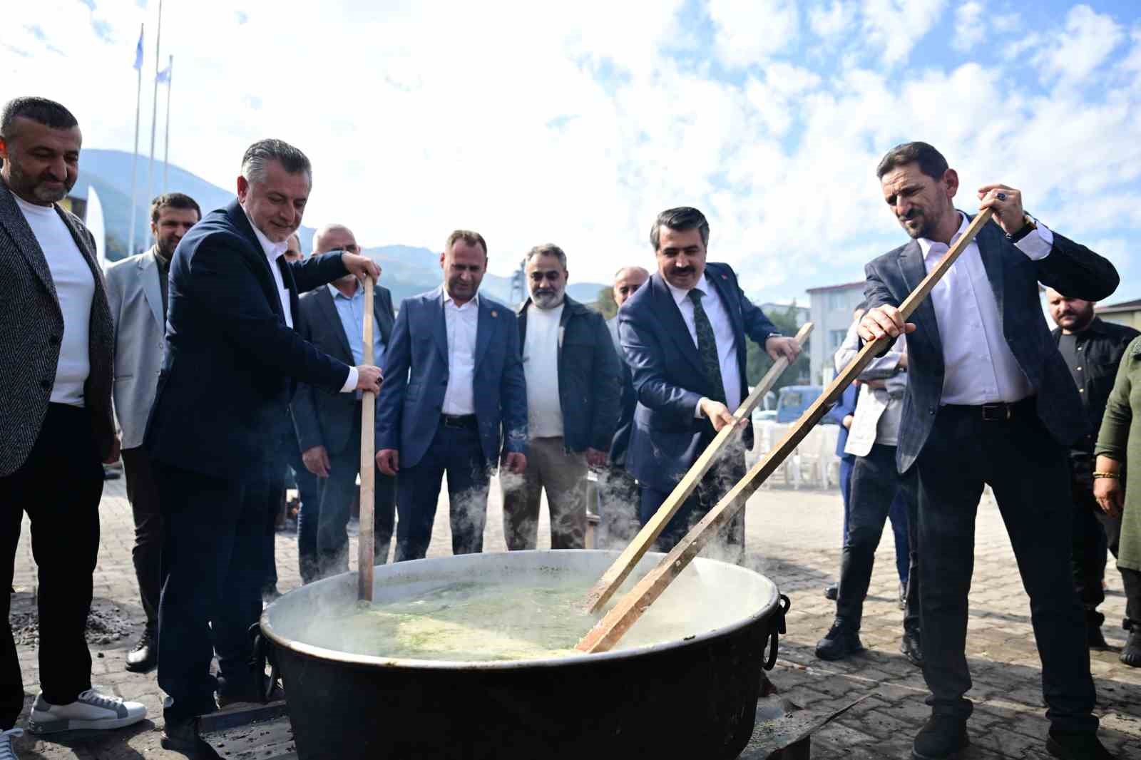 Asırlık gelenek Yıldırım’da yaşatılıyor
