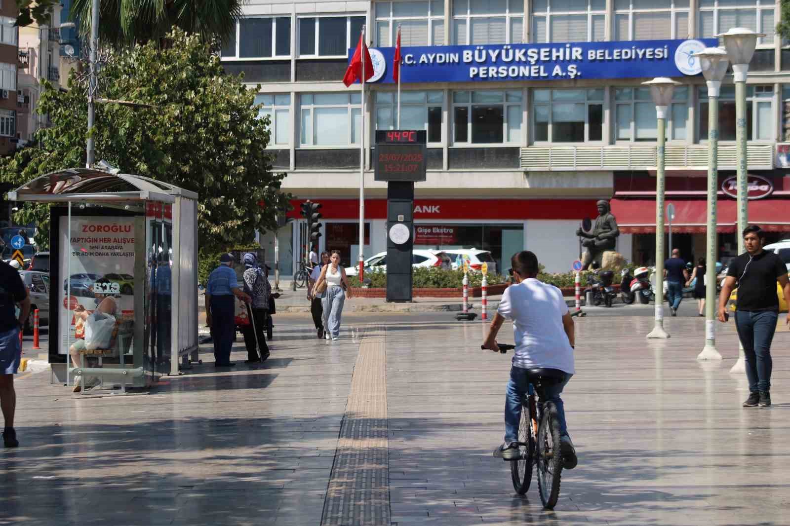 Aydın 1 yılda 37 bin göç aldı
