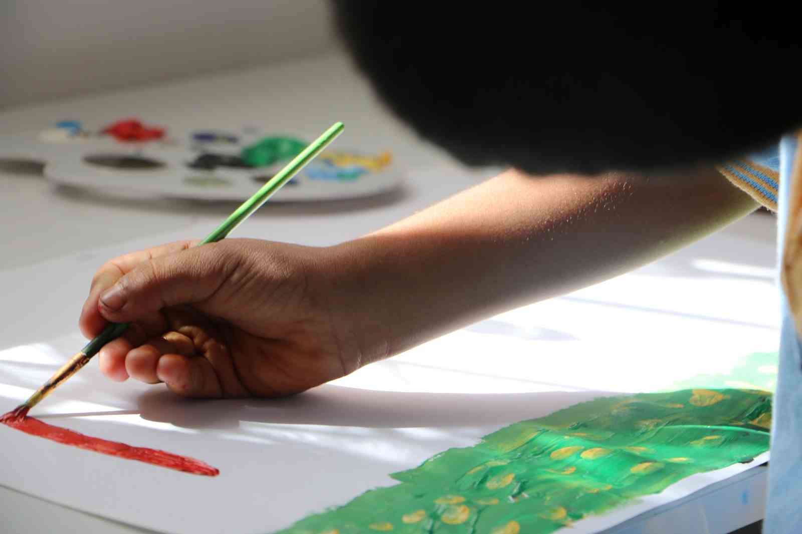 Aydın’da çocuklar, hayallerini tuvale aktaracak
