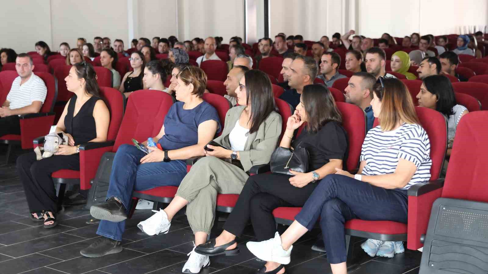 Aydın’da Gençlik ve Spor İl Müdürlüğü personeline güvenlik eğitimi verildi
