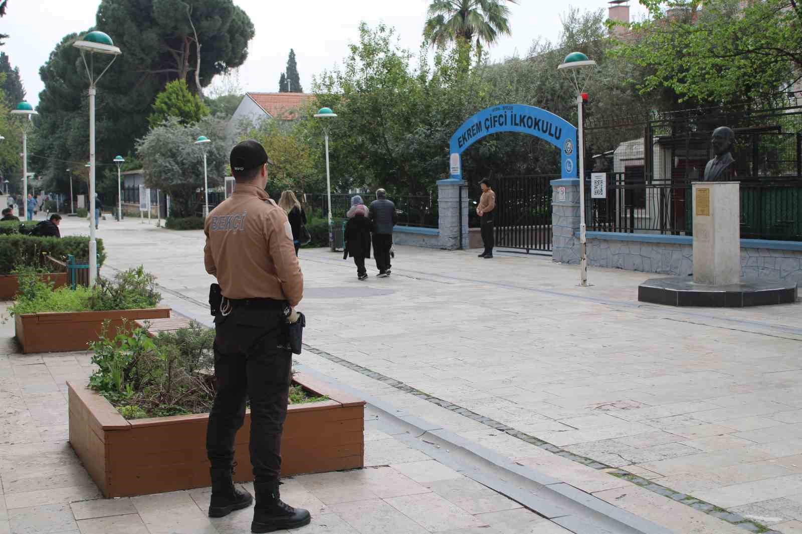 Aydın’da okul çevrelerinde ilk gün denetimi

