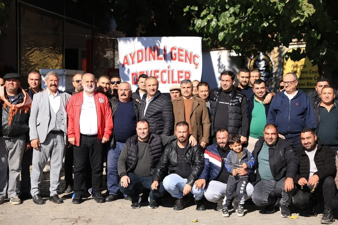 Aydınlı deveciler havut hayrında bir araya geldi
