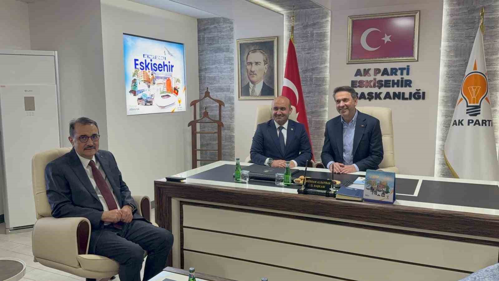 Bakan Bayraktar: "600 milyon dolarlık yatırım olacak, bin 500’e yakın yeni istihdamı Eskişehir’imize kazandırzacağız"

