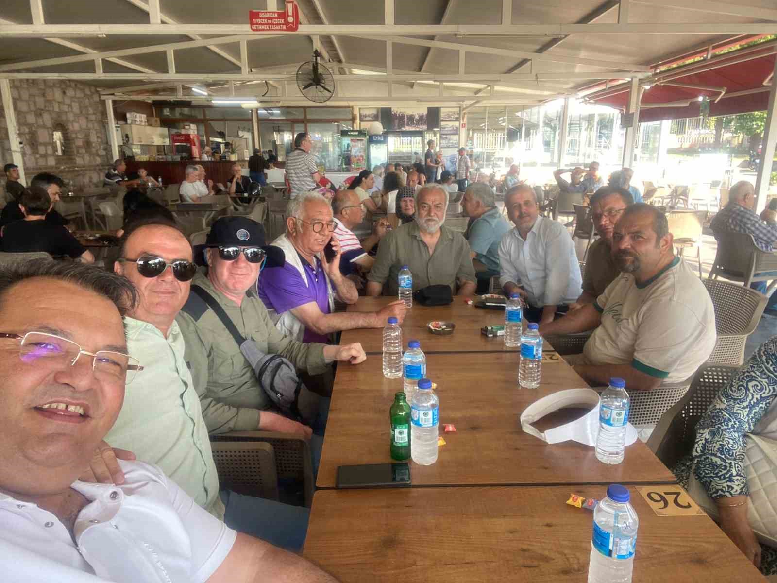 Balıkesir basınından Ayvalık’a çıkartma
