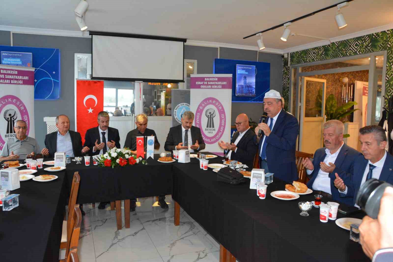 Balıkesir esnafı ahilik lokması döktürdü
