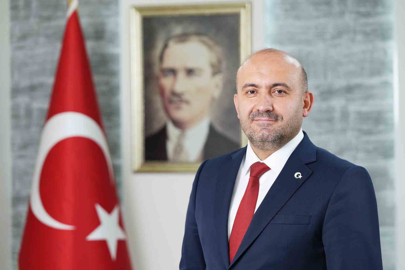 Başkan Albayrak, "Cumhuriyetin 103. yıl dönümüne ulaşmanın haklı gururunu ve büyük coşkusunu yaşıyoruz"
