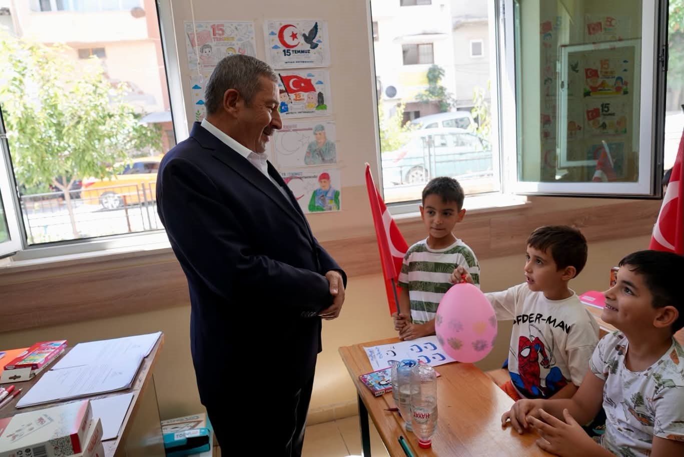 Başkan Bozkurt, TÜGVA’da gençlerle buluştu
