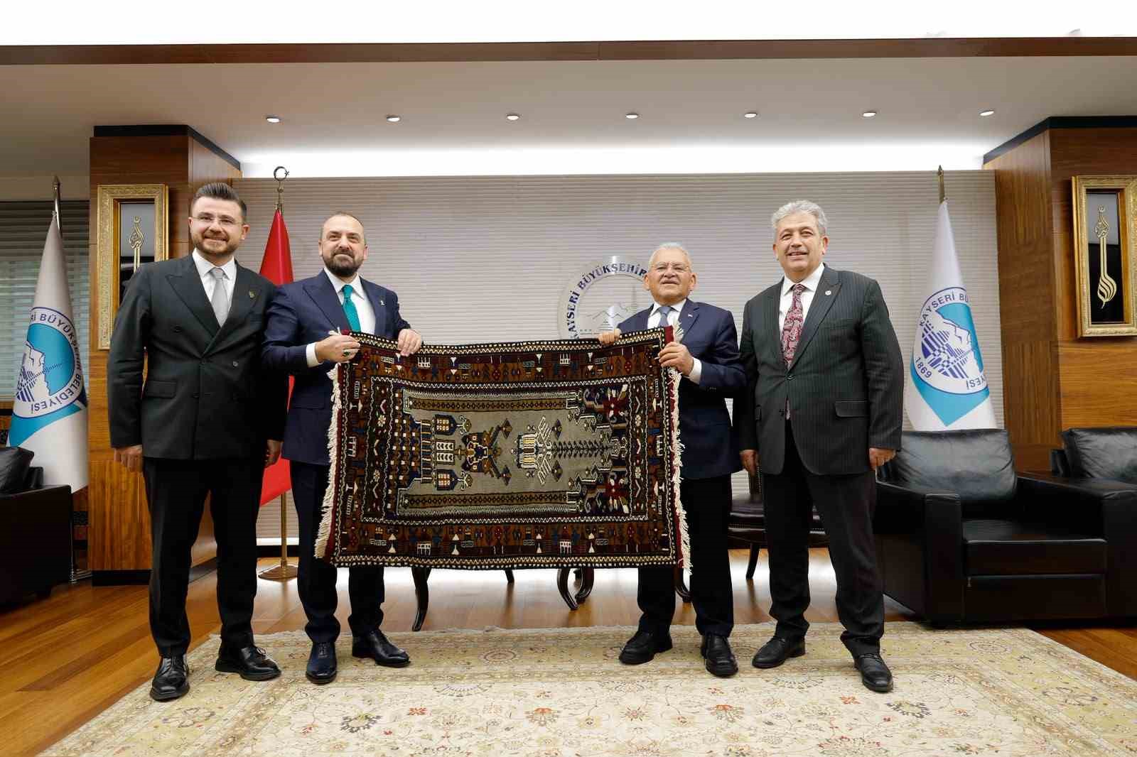 Başkan Büyükkılıç, AK Parti Genel Başkan Yardımcısı Faruk Acar’ı ağırladı
