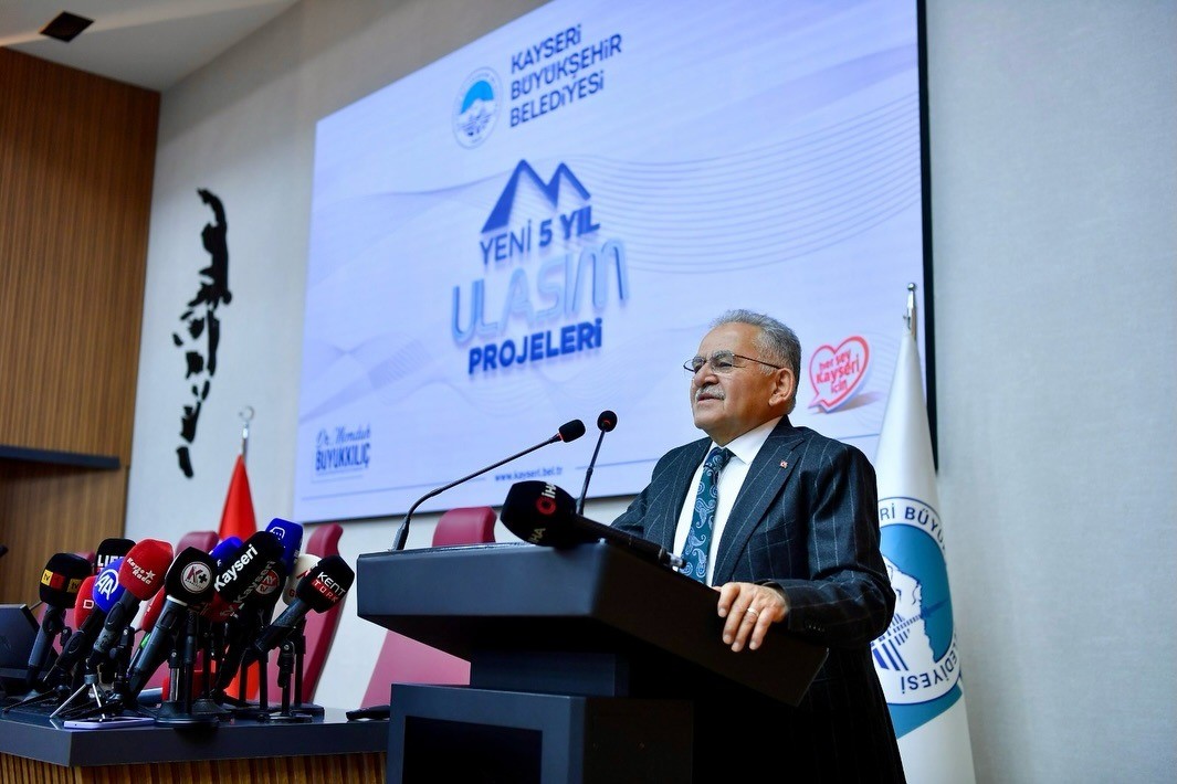 Başkan Büyükkılıç ile 3’te, Kayseri’nin hizmet vizyonu medya gündeminde
