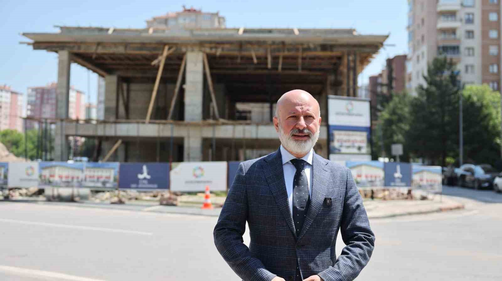 Başkan Çolakbayrakdar: "Bilginin, eğitimin ve sosyal hayatın merkezi olacak yeni bir eseri daha kazandırıyoruz"

