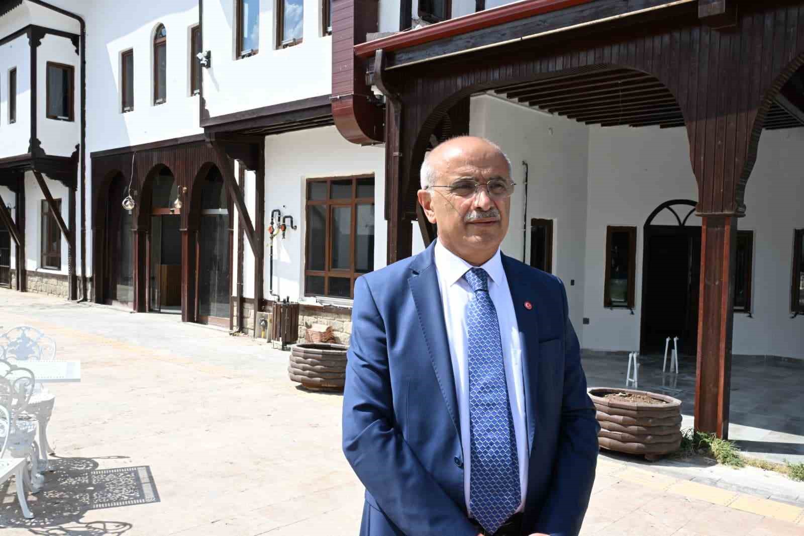 Başkan Er: "Kerpiç evler nezih bir buluşma noktası olacak"
