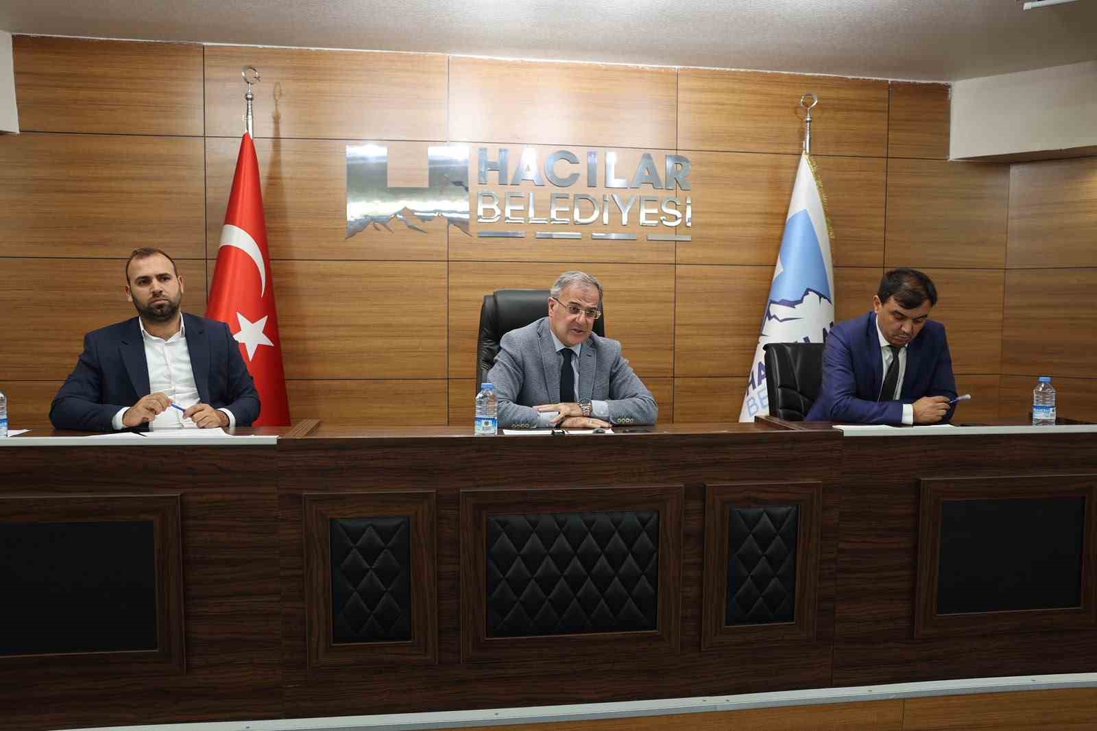Başkan Özdoğan: "Her karar Hacılar’ın geleceği için"
