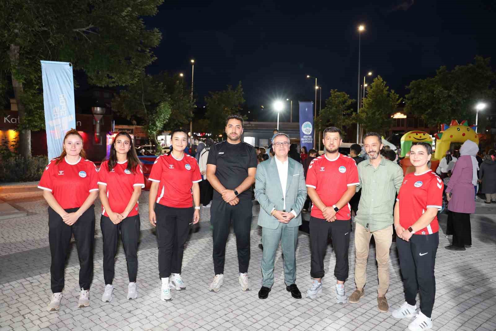 Başkan Özdoğan: "Her şey çocuklarımızın mutluluğu için"
