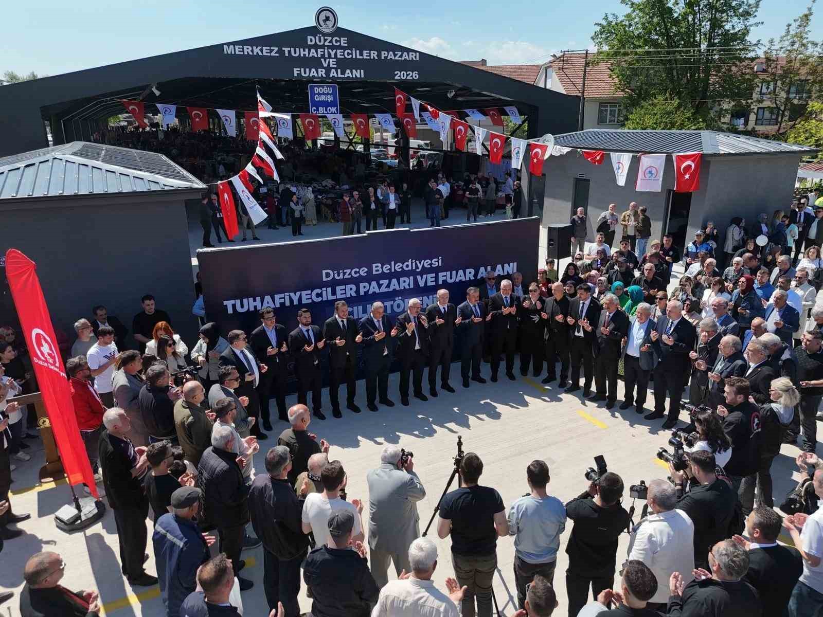Başkan Özlü: "Bizi arayanlar açılışta bulur, şantiyede bulur"
