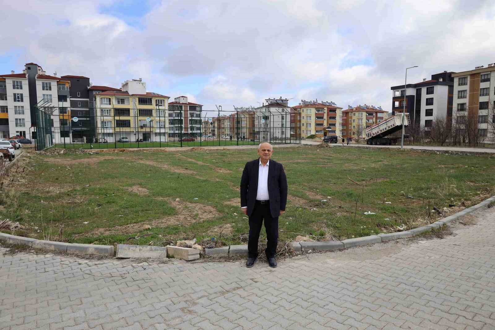 Başkan Öztürk’ten yarı olimpik havuz müjdesi
