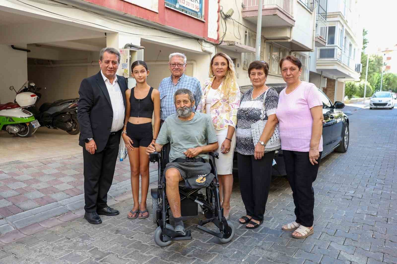 Başkan Yetişkin’den akülü sandalye desteği
