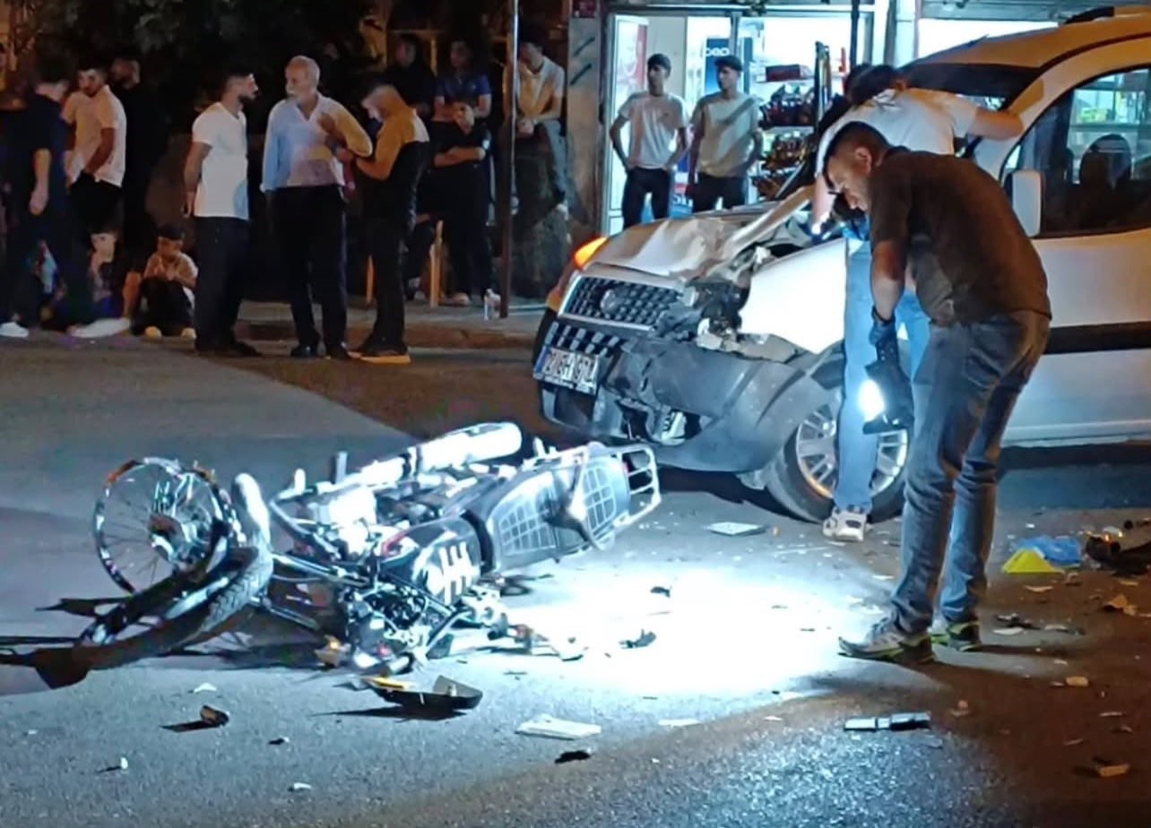 Batman’da hafif ticari araç ile motosiklet çarpıştı: 1 ölü
