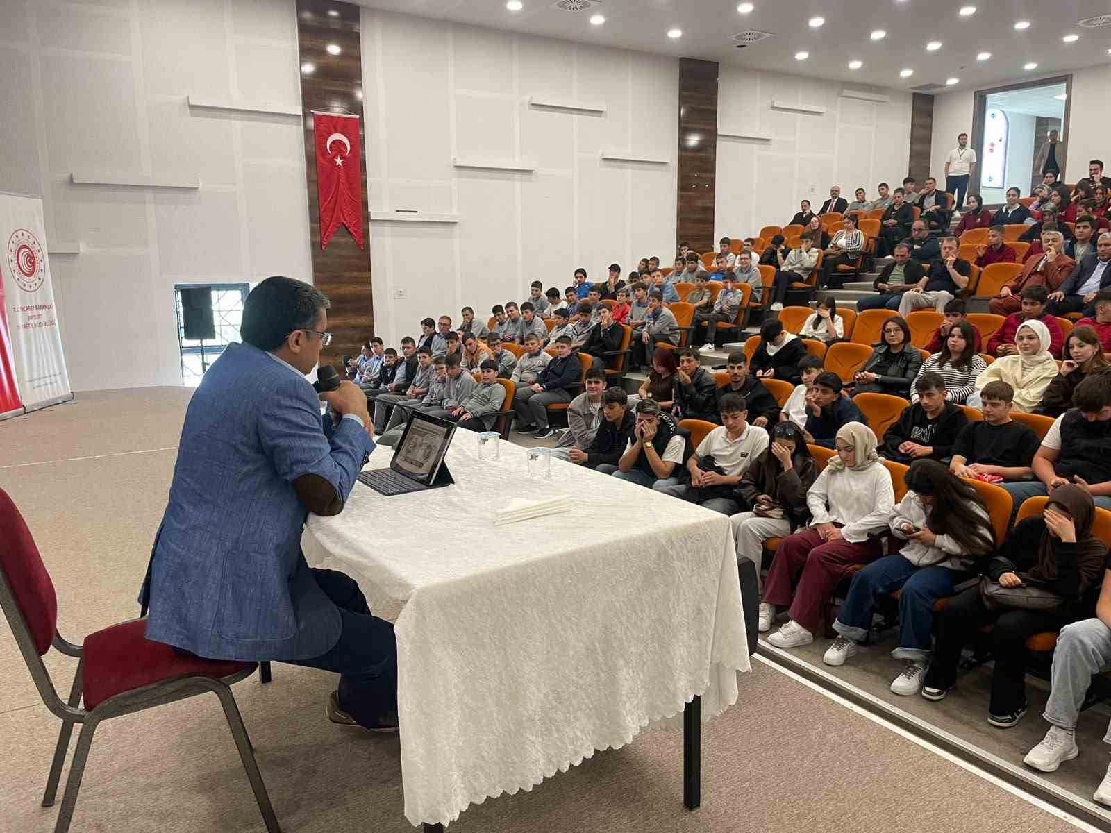 Bayburt’ta öğrencilere ‘Ahilik Kültürü’ anlatıldı
