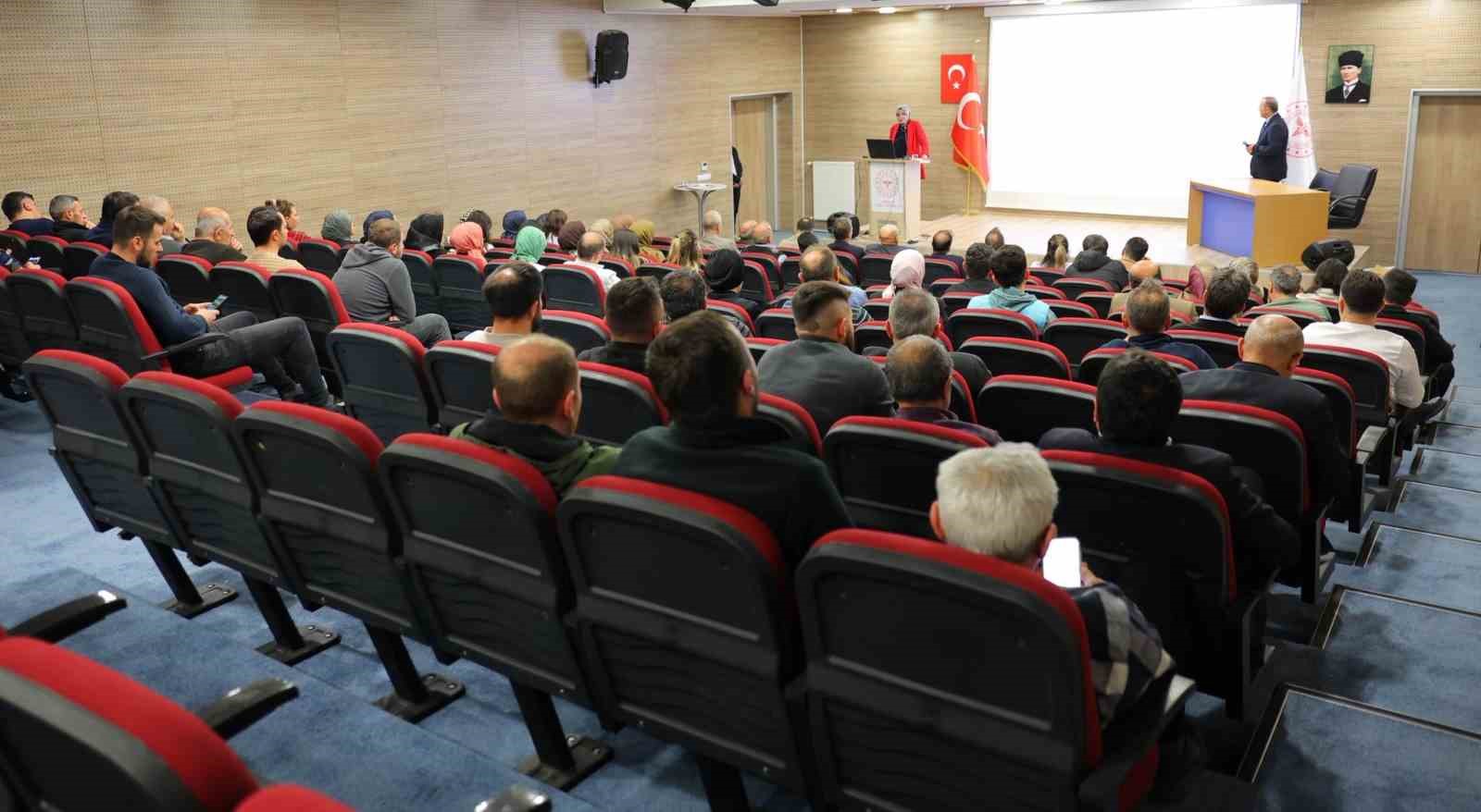 Bayburt’ta sağlık personeline iç kontrol eğitimi
