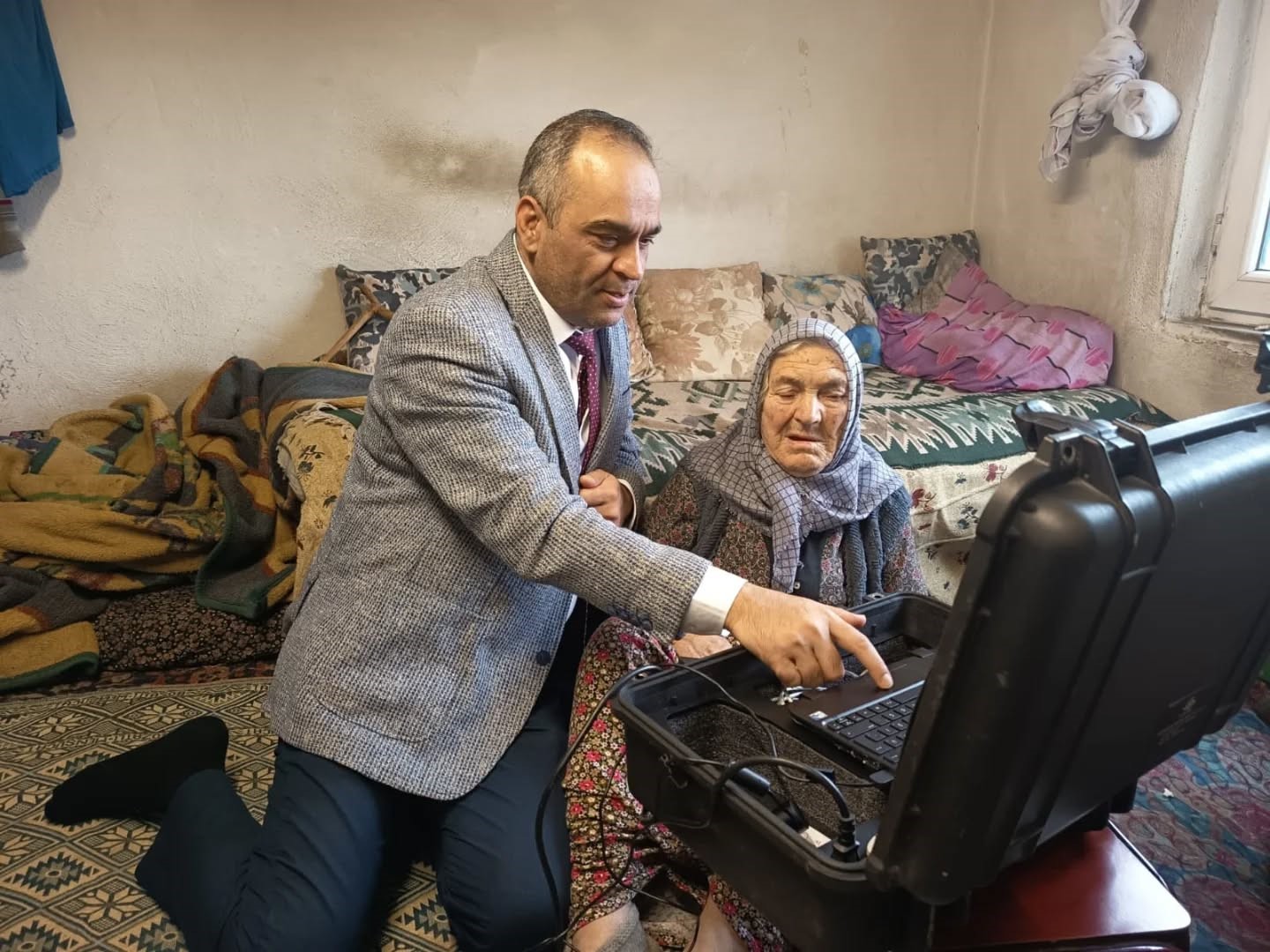 Bilecik’te kamu hizmeti büyüklerin ayağına gitti
