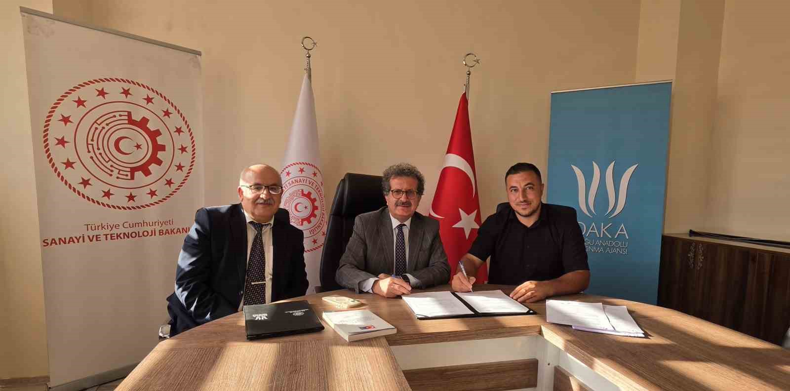 Bitlis’te DAKA destekli iki proje için imza töreni düzenlendi
