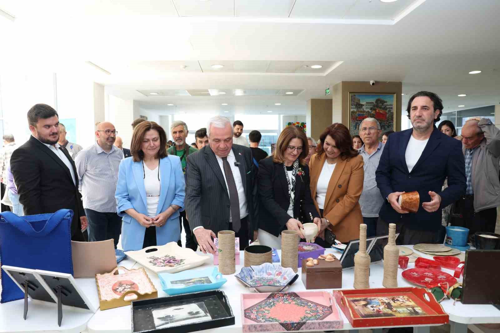 ’Bizim Sergi’ Halk Evi’nde açıldı
