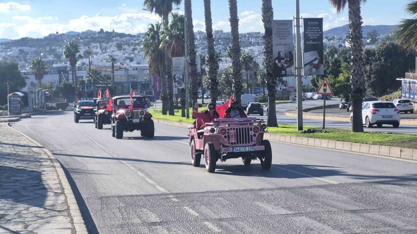 Bodrum’da arazi araçlarıyla bayram kutlaması
