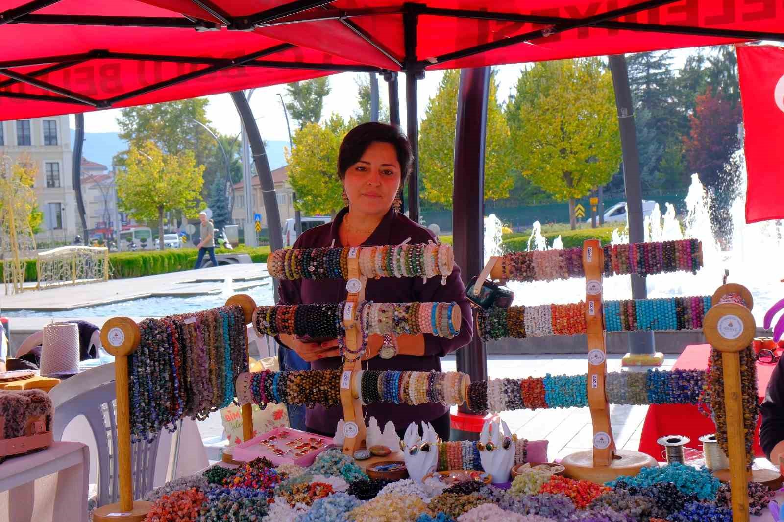 Bolu’da kadınların el emeği ürünleri görücüye çıktı

