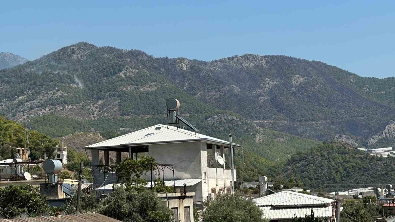 Bozyazı’daki orman yangını kontrol altına alındı
