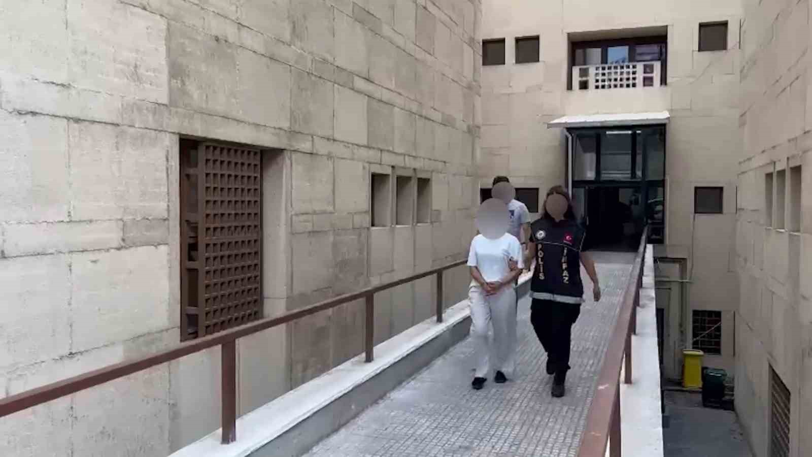 Bursa’da aranan 3 şahıs operasyonla yakalandı
