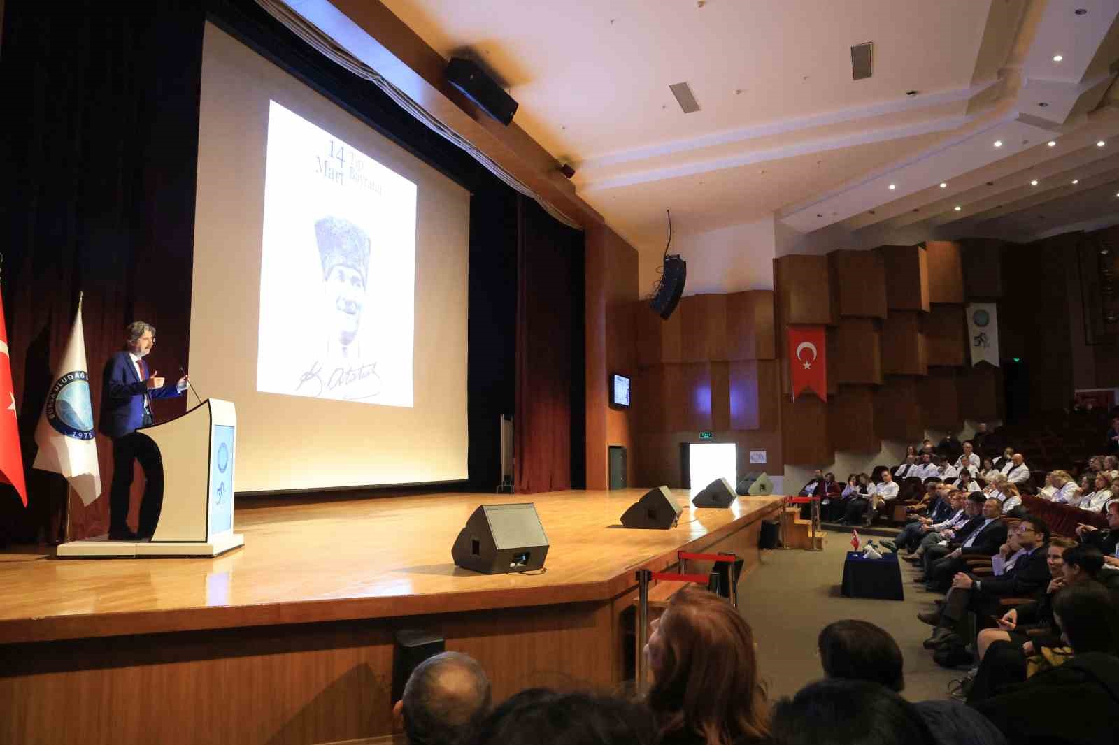 BUÜ’de 14 Mart Tıp Bayramı kutlandı
