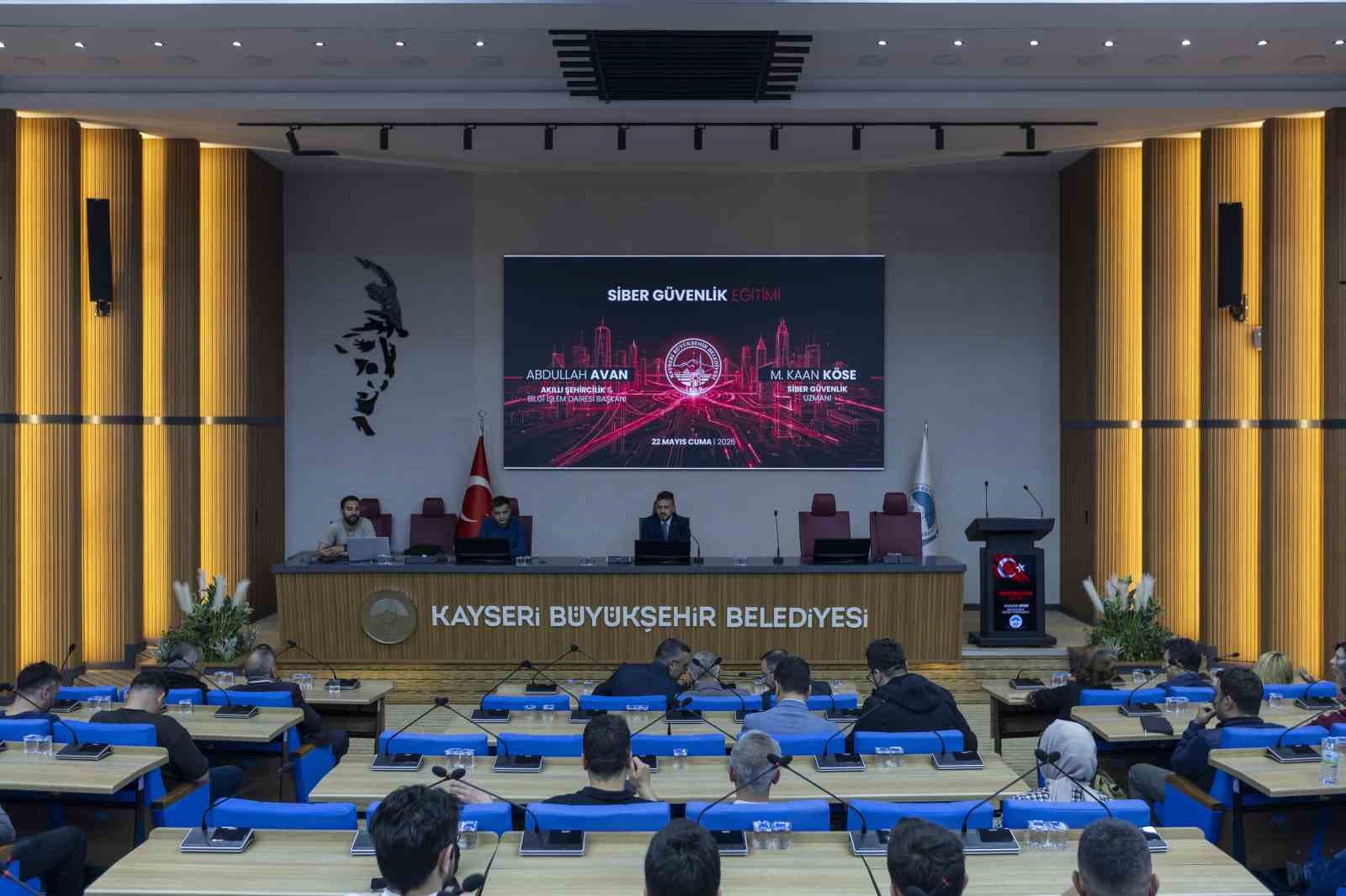 Büyükşehir personeline ’Siber güvenlik ve farkındalık eğitimi"
