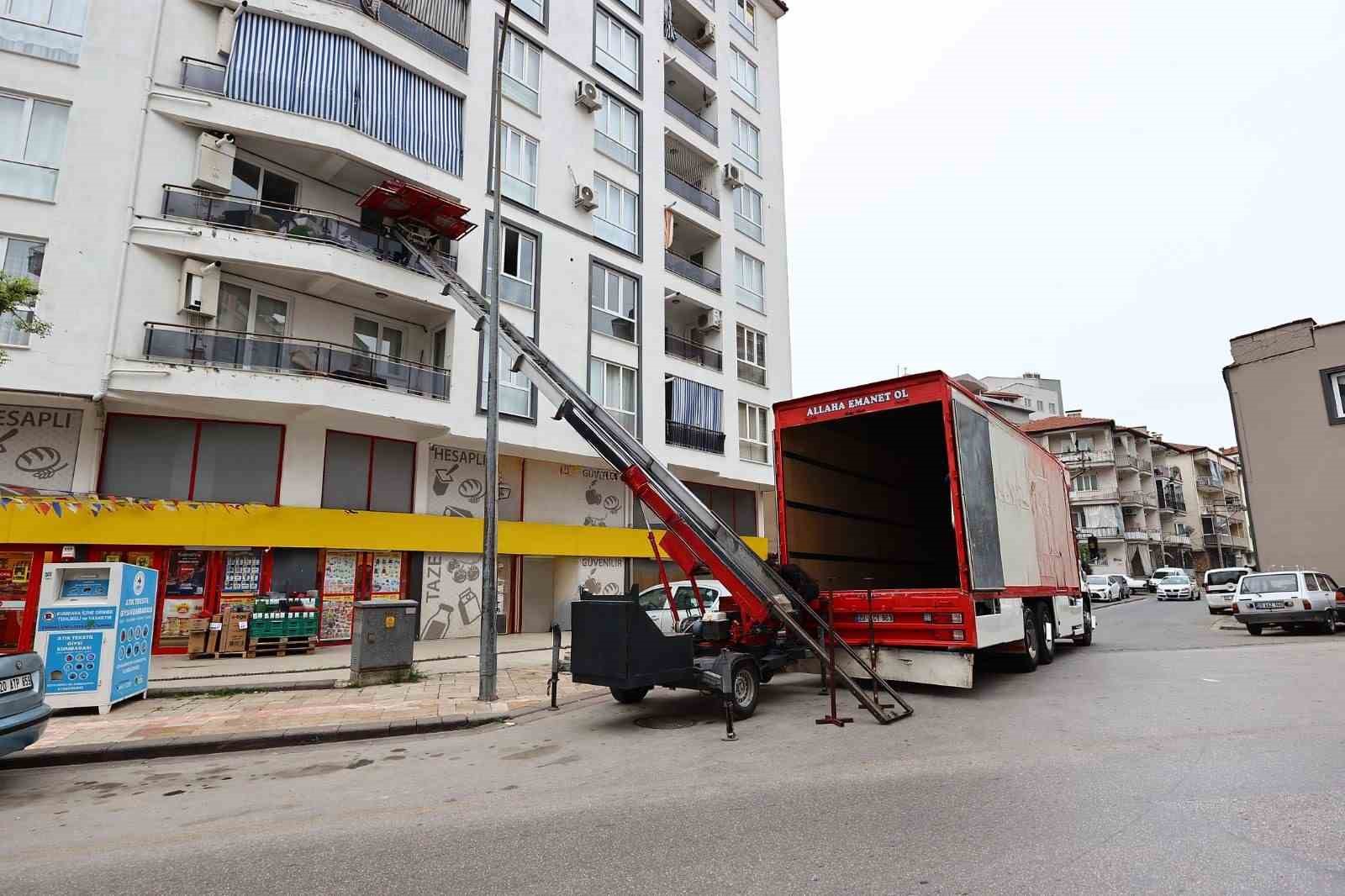 Büyükşehir taşınma desteği ile bir yılda toplam 2,2 milyon TL rekor destek sağladı

