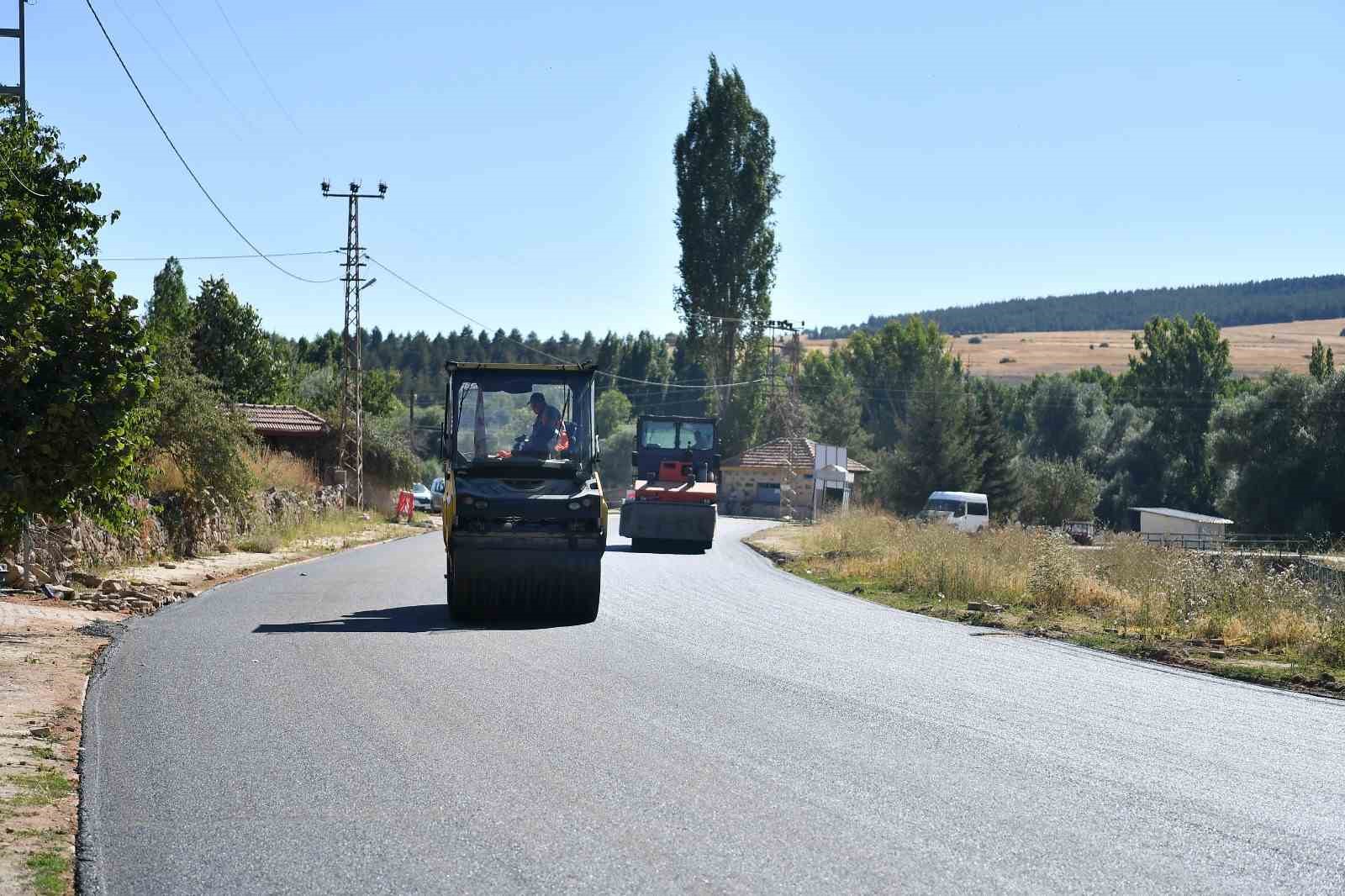 Büyükşehir’den Felahiye Büyüktoraman Mahallesi’ne 16.8 milyon TL’lik ulaşım yatırımı
