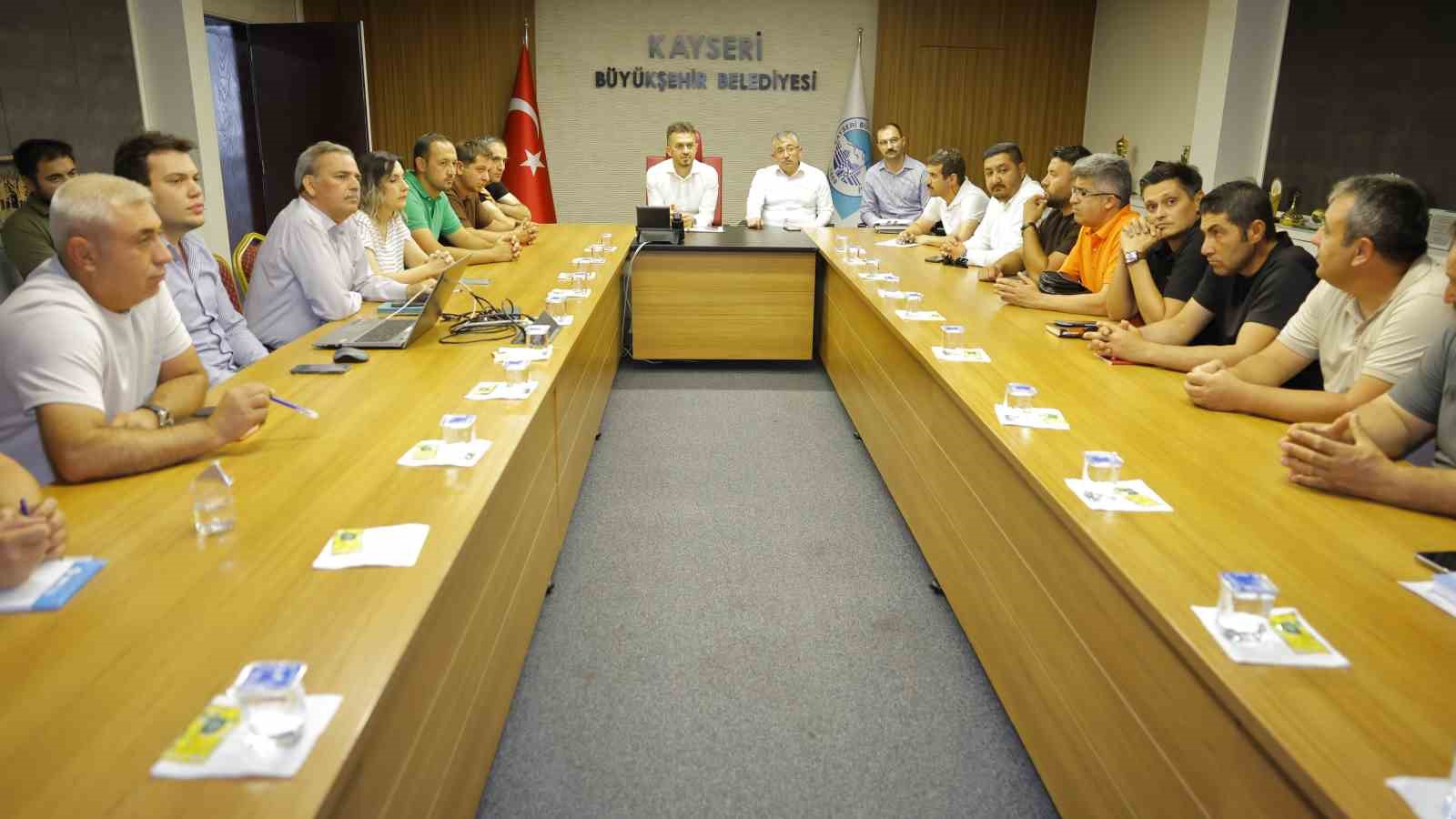 Büyükşehirin dijital hizmet altyapısı ilçe belediyelerinde güçleniyor
