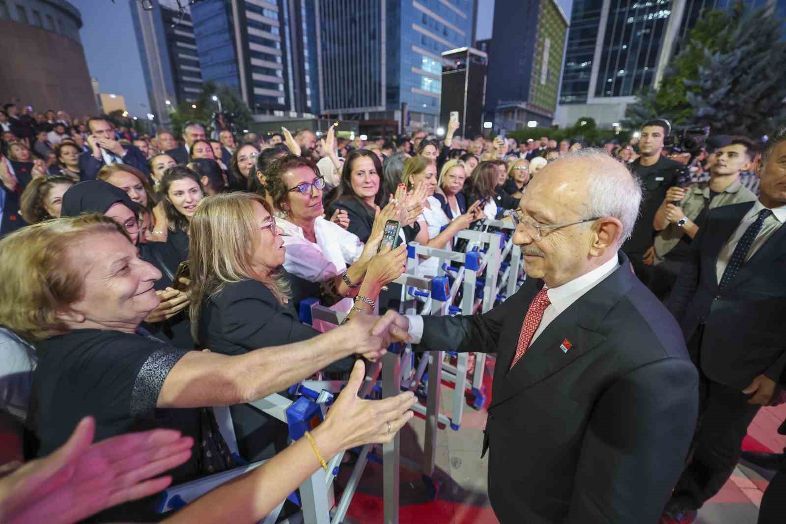 CHP Genel Başkanı Kılıçdaroğlu: "Türkiye’nin sorunlarının çözülmesi için her türlü katkıyı vermeye hazırız"
