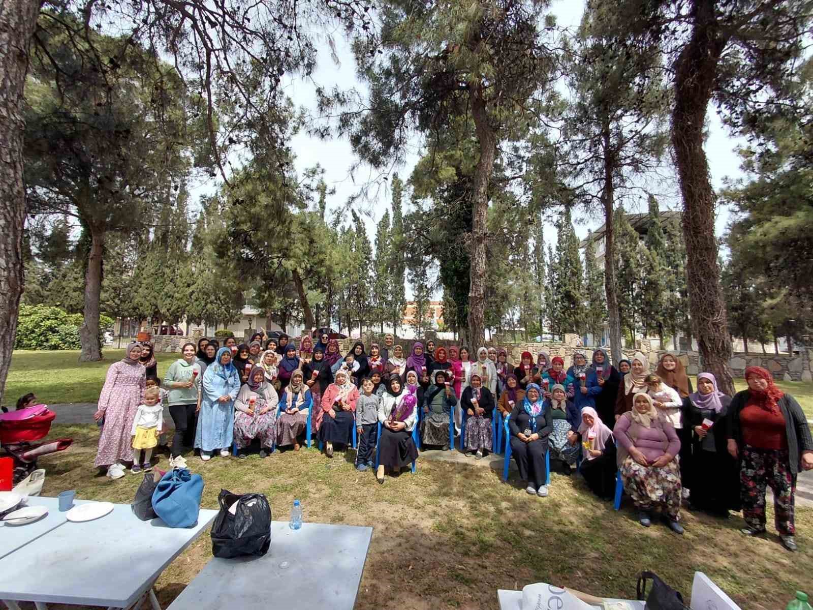 Çine’de Anneler Günü dolayısıyla anlamlı etkinlik düzenlendi
