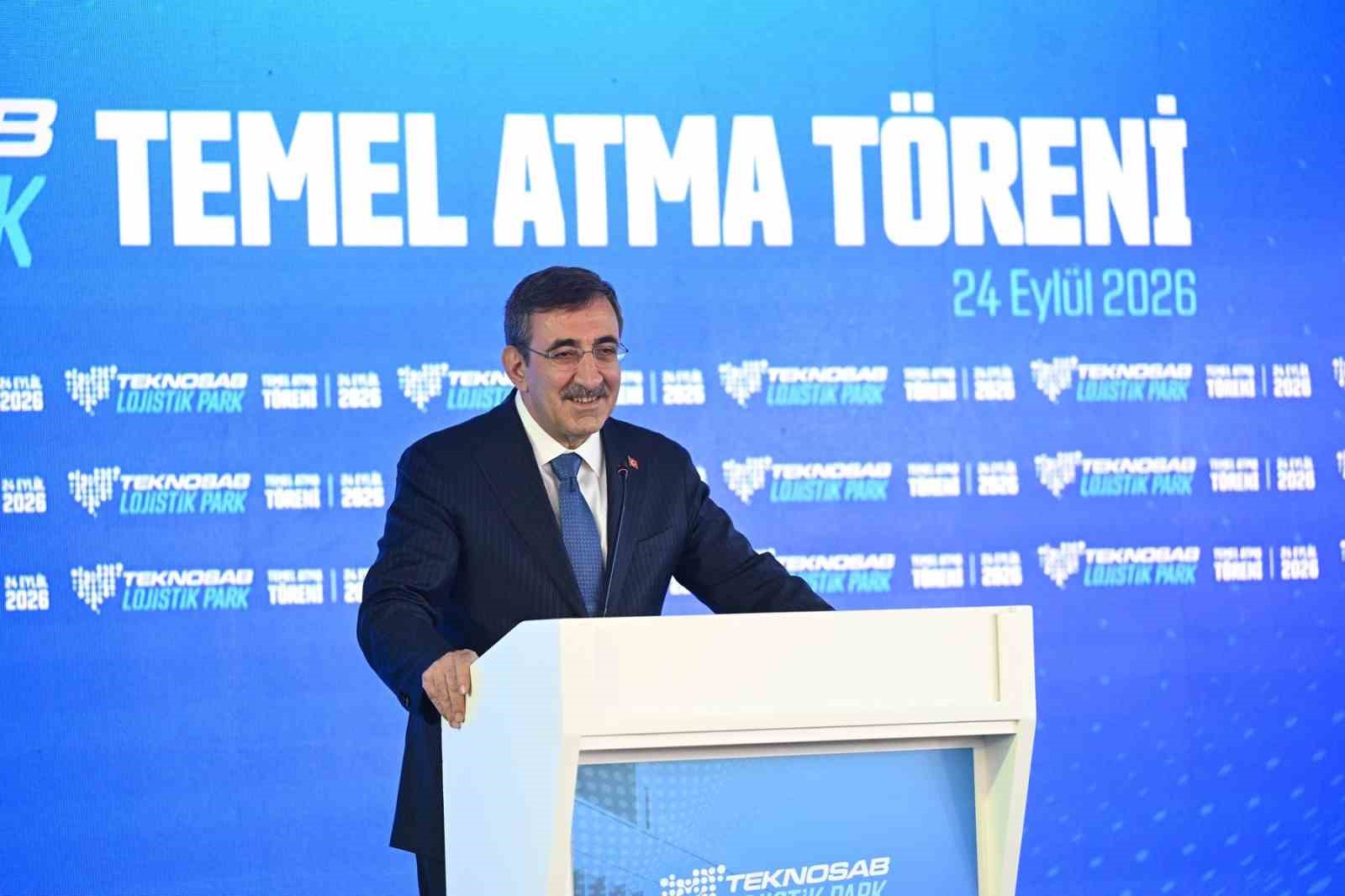 Cumhurbaşkanı Yardımcısı Cevdet Yılmaz Bursa’da: 210 milyon dolarlık Lojistik Park’ın temeli atıldı
