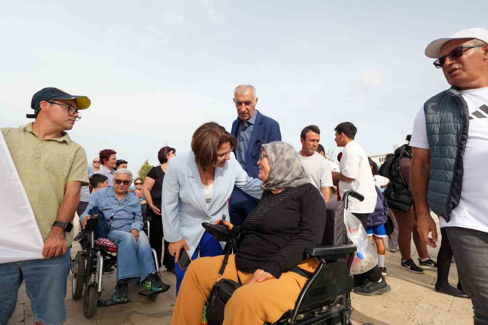 Didim’de engelli bireyler ve aileleri farkındalık etkinliğinde buluştu
