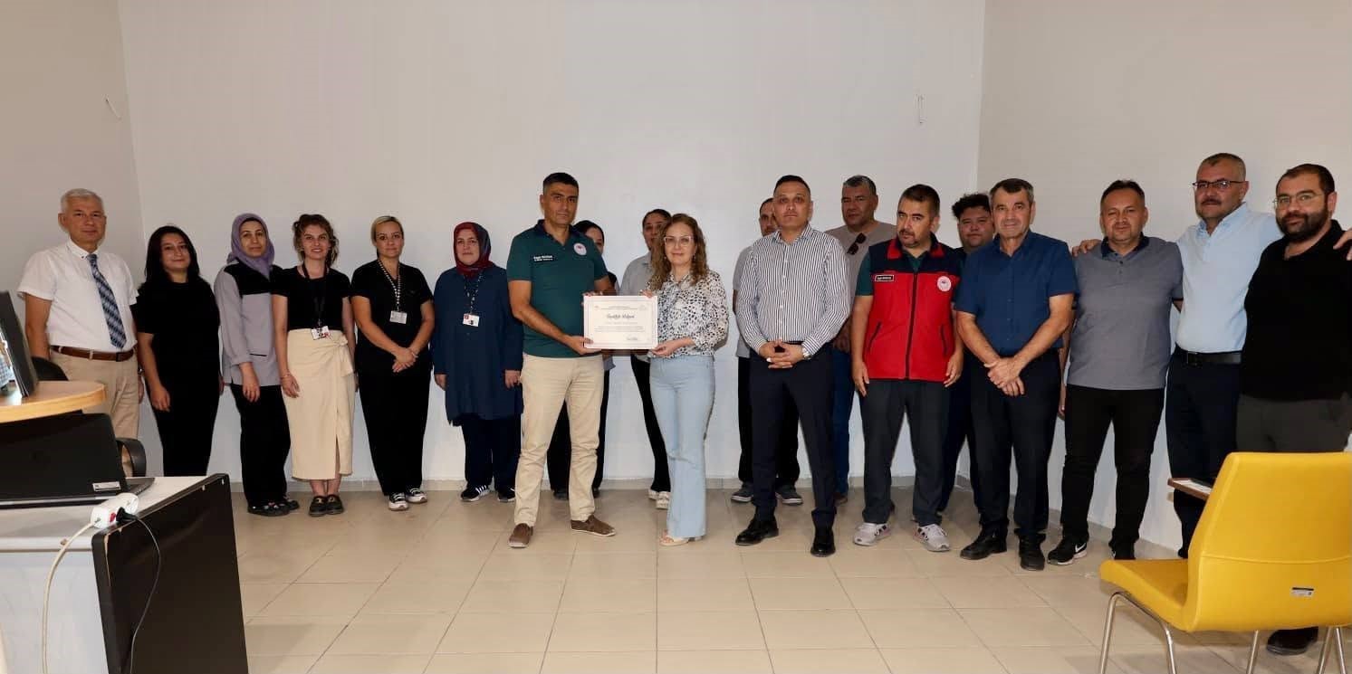 Dinar’da hastane çalışanlarına yönelik su verimliliği toplantısı
